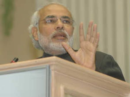 बाबा रामदेव के साथ सरकार राक्षस बन गयी : नरेन्द्र मोदी