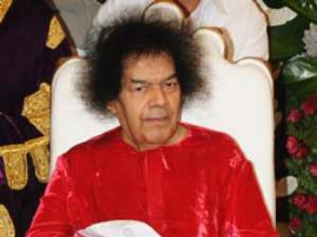 सत्‍य साईं की संपत्ति पर सस्‍पेंस बरकरार