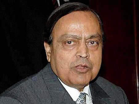 तीन डीएमके सांसदों के बाद मुरली देवड़ा पर 2जी स्‍पेक्‍ट्रम का साया