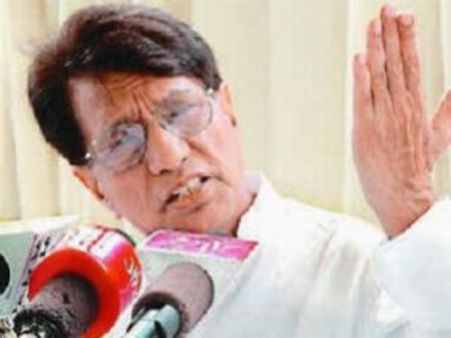 बुलन्देलखण्ड की हालत के लिए पूर्व सरकारें जिम्मेदार: अजीत सिंह