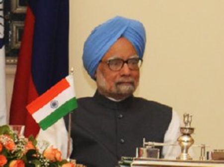 मनमोहन के मंत्रियों ने शेयर बाजार में लगा रखे हैं करोड़ों