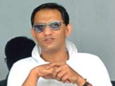 अजहरूद्दीन का बेटा और भांजा सड़क हादसे में घायल, हालत गंभीर