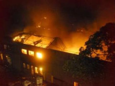 फ्रांस: परमाणु रिएक्‍टर में धमाके से विकिरण का खतरा, 1 की मौत व 4 घायल