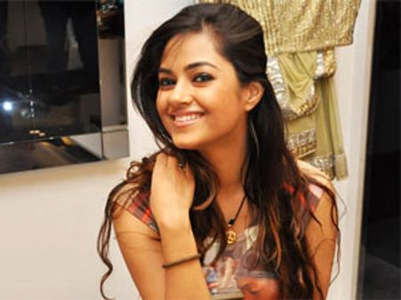 जीआरपी ने कब्जे में लिया मीरा चोपड़ा का लैपटॉप