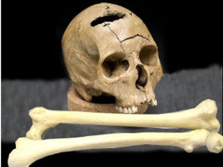 तंत्र-मंत्र की दुकान के ग्राहक कहीं आप तो नहीं?