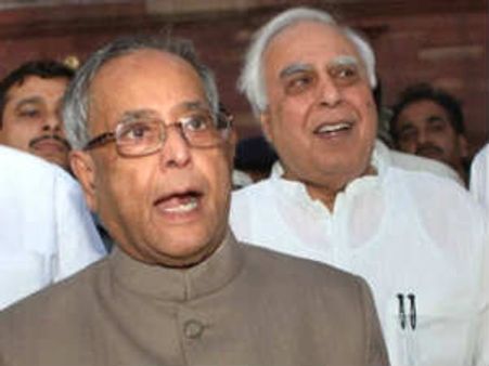 चिदंबरम और प्रणब के बीच ऑल इज वेल