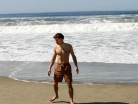 स्‍त्री की ओर आकर्षित होते हैं ऊंचे पेट वाले पुरुष