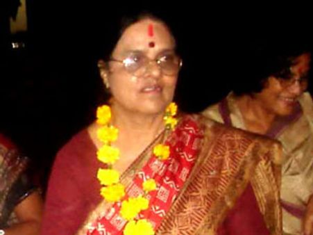 बर्लिन में गिरिजा व्यास के साथ हुई लूटपाट