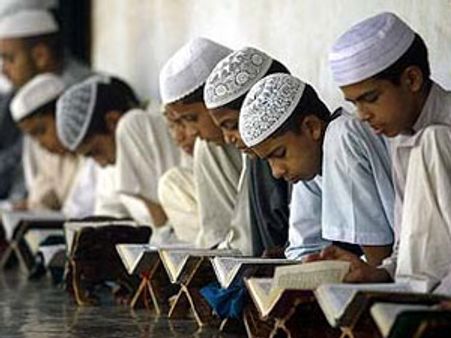 मदरसों में नहीं लागू होगा शिक्षा का अधिकार कानून