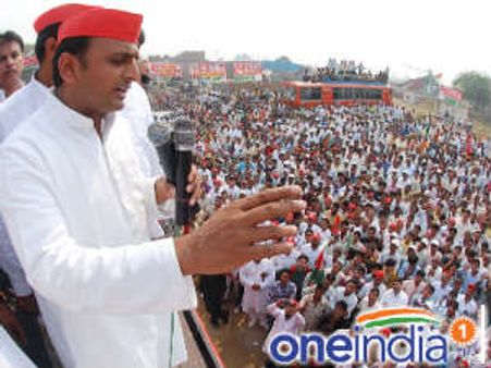 'कभी अखिलेश यादव से संपर्क नहीं किया'