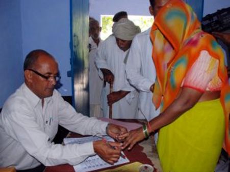 आत्‍महत्‍या के समान है वोट नहीं देना