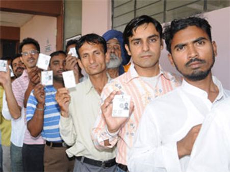 जानिए कितने प्रकार के होते हैं मतदाता?