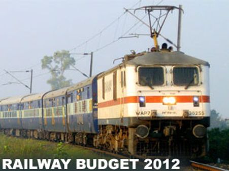 इस बजट में रेल किराया बढ़ने की पूरी संभावना