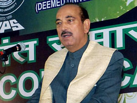 राज्यों की बेवफाई से आहत हैं आजाद