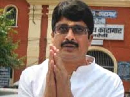 'यूपी की जेल में धड़ल्ले से होता है महिलाओं का शोषण'