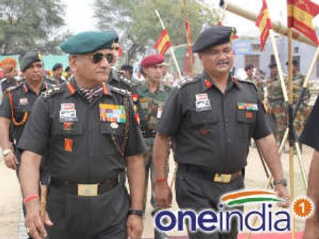 वाकई सेना के पास नहीं है गोला-बारूद, लड़ाकू विमान और तोप