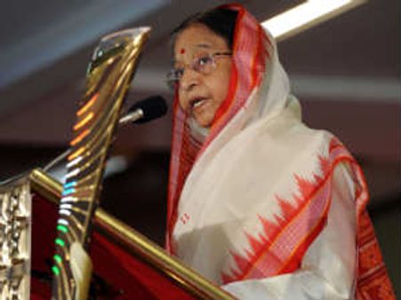 राष्‍ट्रपति अफ्रीका रवाना, होगी समुद्री लुटेरों पर चर्चा