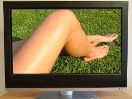 महिलाओं को भोग की वस्‍तु के रूप में परोसा तो खैर नहीं