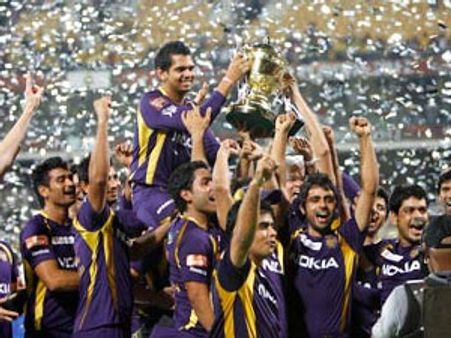 केकेआर के जश्‍न में हंगामा, भगदड़ में दर्जनो घायल