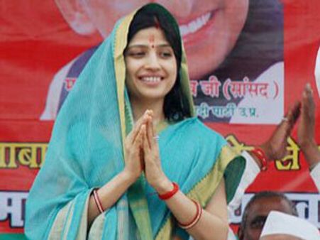 डिंपल यादव के खिलाफ क्‍या है भाजपा, कांग्रेस, बसपा की प्‍लानिंग?