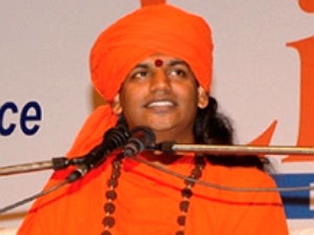 मैं कृष्ण तू राधा कह यौन शोषण करते थे स्वामी नित्यानंद