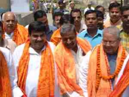 यूपी भाजपा में उथल-पुथल, 54 बागी निलंबित