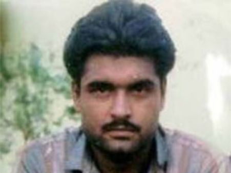 पाकिस्‍तान सरबजीत को खाने में दे रहा है जहर