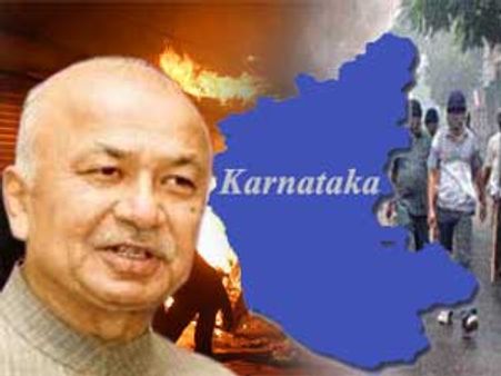 कर्नाटक में सुरक्षित हैं नॉर्थ-ईस्ट के लोग: सुशील शिंदे