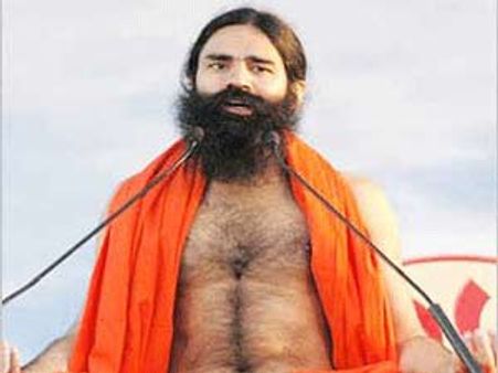 रामदेव को आयकर विभाग का 35 करोड़ कर अदायगी का नोटिस