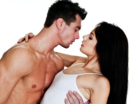 उम्र के हिसाब से पंसद की जाती हैं पुरुषों में ये बातें