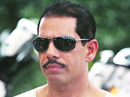 वाड्रा का एक और घोटाला, जमीन लेकर बनवाया विधायक
