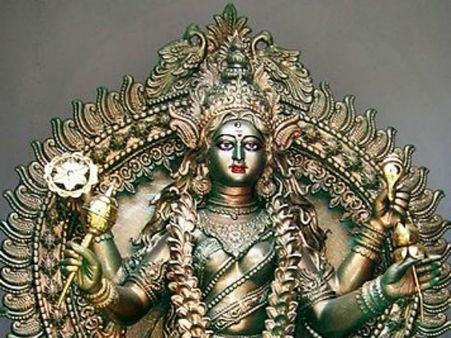 नवरात्र विशेष: महानवमी आज...सिद्धिदात्री का कीजिये पूजन