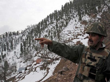 पाकिस्‍तान को युद्ध के लिए उकसा रहा है भारत: हिना रब्‍बानी खार