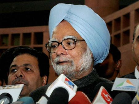 हैदराबाद में विस्फोट स्थल पहुंचे प्रधानमंत्री