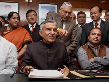 कांग्रेस के पहले बजट में सुविधाओं पर रहेगी नजर