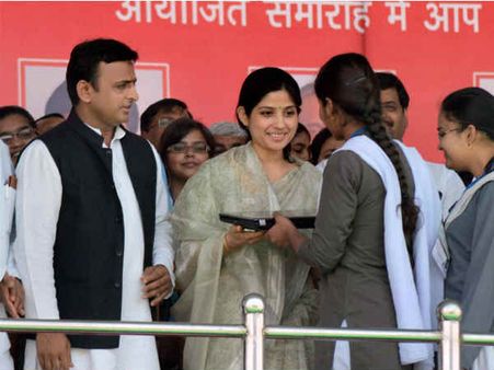 मिला लैपटॉप, क्‍या आने वाली जैनरेशन अब करेगी टॉप?