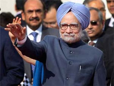 2जी घोटाले में जेपीसी ने पीएम और चिदंबरम को दी क्लीन चिट, बीजेपी नाराज
