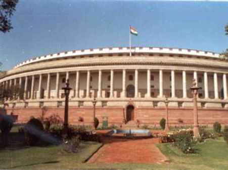 विपक्ष के वॉकआउट के बीच रेल और आम बजट पास