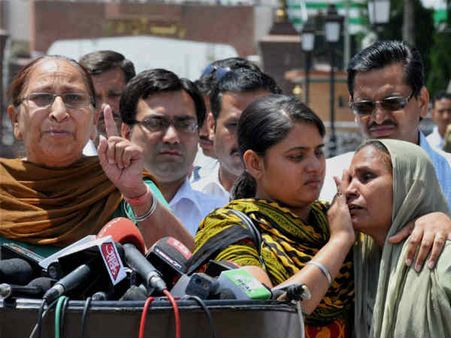 चुनावी लाभ लेने के लिए हुआ सरबजीत का कत्‍ल: सरबजीत की बहन