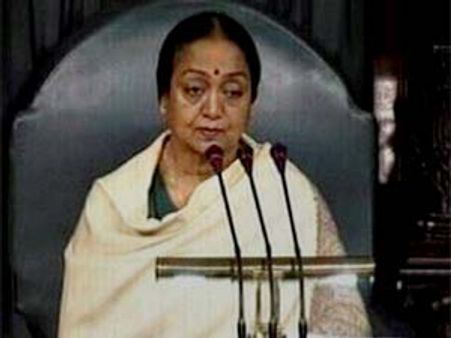 पद से नहीं हटेंगे चाको, मीरा कुमार ने खारिज की विपक्ष की मांग