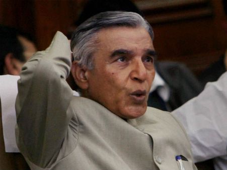 घर में बकरा और दफ्तर में पवन बंसल हुए हलाल