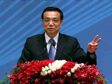 दुश्मनों की संख्या कम करना चाहता है चीन