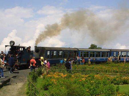 बांग्‍लादेश के रास्‍ते विदेश भेजी जा रहीं दार्जिलिंग की लड़कियां!
