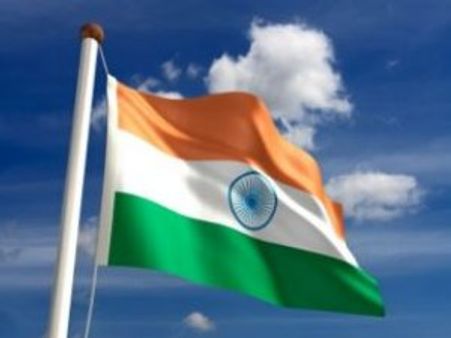 कांग्रेस सहित 4 पार्टियों के खिलाफ राष्ट्रध्वज के दुरुपयोग का याचिका