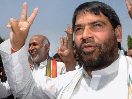 साधू यादव पर छाया 'मनो' का जादू, कहा मोदी हैं बेस्ट