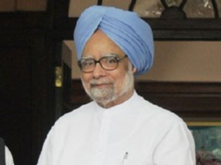आरटीआई पर मनमोहन सिंह बचाव की मुद्रा में