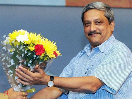 मैं ऐसा हिन्दु नहीं जो तलवार से मुसलमानों को काटे: मनोहर पार्रिकर