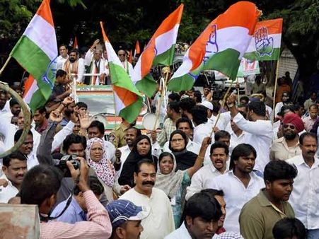 बस्तर में अंतर्कलह से कांग्रेस, भाजपा परेशान