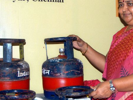 आपके घर के बजट पर कितना असर डालेगा जेटली का बजट