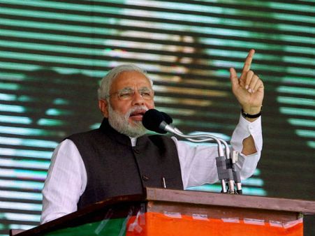 मोदी पर बढ़ा आतंकी हमले का खतरा, मानव बम से उड़ाने की तैयारी